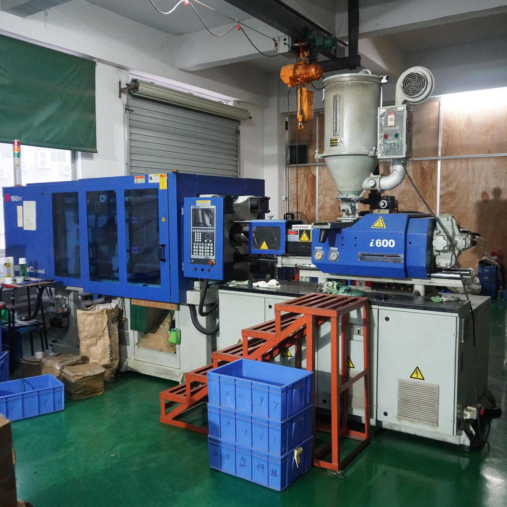 Automatic shell production equipment